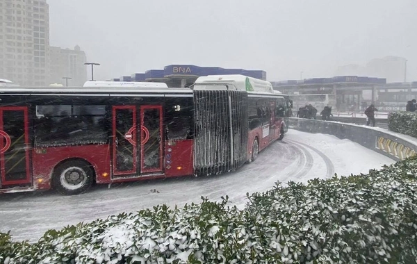 Bəzi istiqamətlərdə avtobuslar gecikə bilər - XƏBƏRDARLIQ