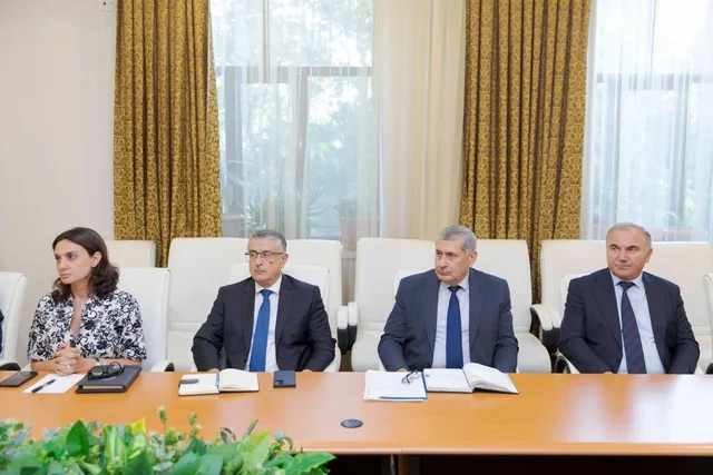 Azərbaycan Tibb Universitetinin Rektoryanı Şurasının növbəti iclası keçirilib - FOTO