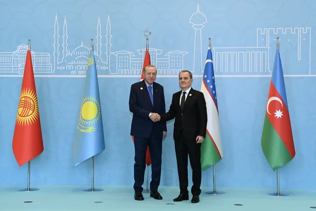 Ceyhun Bayramov TDT Dövlət Başçıları Şurasının 13-cü Zirvə görüşündə çıxış edib - Foto