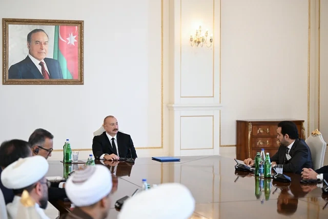 İlham Əliyev Bakıda keçirilən beynəlxalq konfransların iştirakçılarını qəbul edib - FOTO