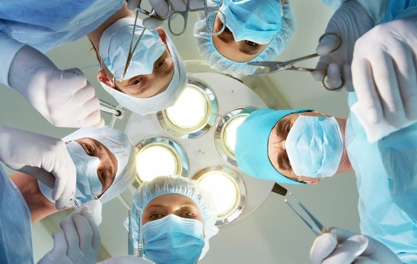 Tarixdə ilk dəfə evtanaziyalı donordan üz köçürüldü