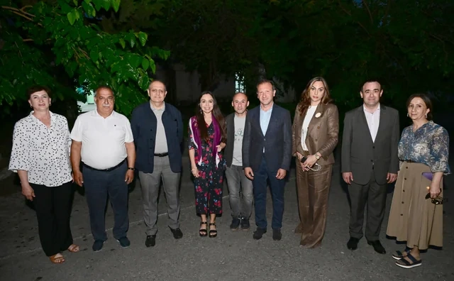 Leyla Əliyeva "Azəripək" ASC-nin fəaliyyəti ilə yaxından tanış olub - FOTO