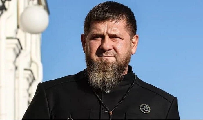 Çeçenistanda seçkilər: Kadırov 100 faizə yaxın səs topladı