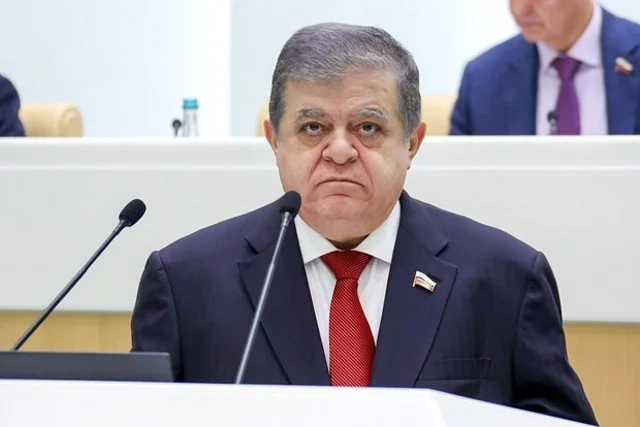 Rusiyadan Zelenskinin danışıqlar üçün Bakı təklifinə REAKSİYA - FOTO