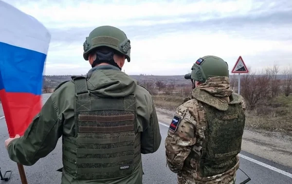 Rusiya ordusu Donetskdə yaşayış məntəqəsini nəzarətə götürdü