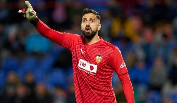 "Liverpul" Mamardaşvilini icarəyə verir
