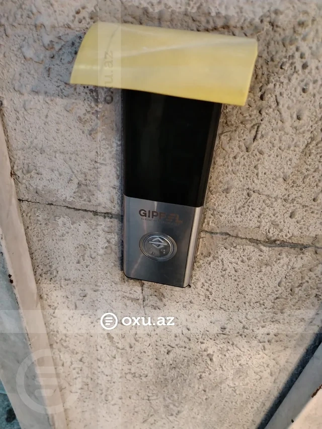 "Şamaxinka"da piyada körpüsündə lift iki aydan çoxdur işləmir - FOTO/VİDEO