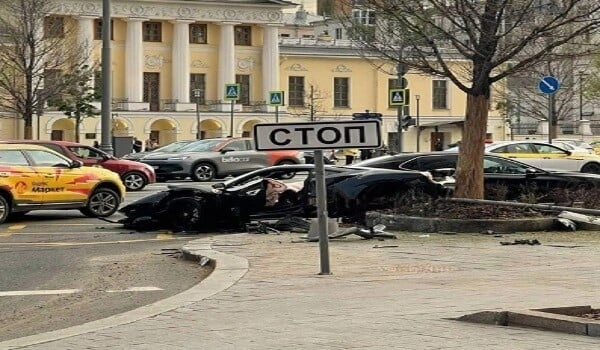 Rusiyada qəza törədən azərbaycanlı müğənni təzminat ödədi