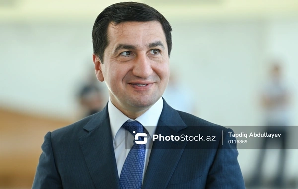 Hikmət Hacıyev: "Taker Karlsona dedim ki, Ermənistan və Azərbaycan nümayəndələrini birlikdə dəvət etsin"