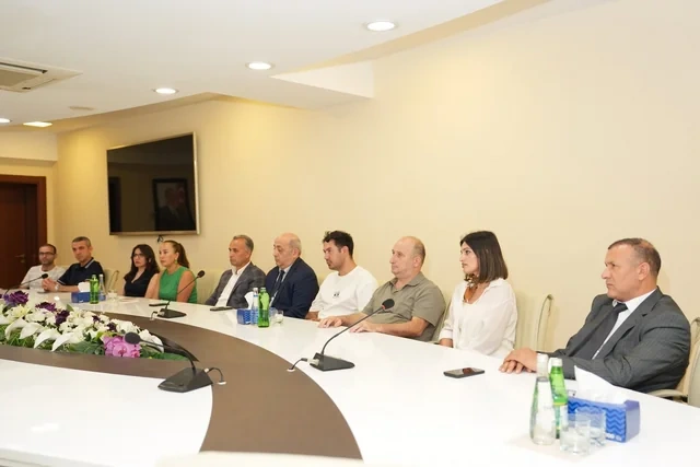Xətai Rayon İcra Hakimiyyətində Azərbaycan Milli Mətbuatı və Jurnalistika Günü münasibətilə tədbir keçirilib - FOTO