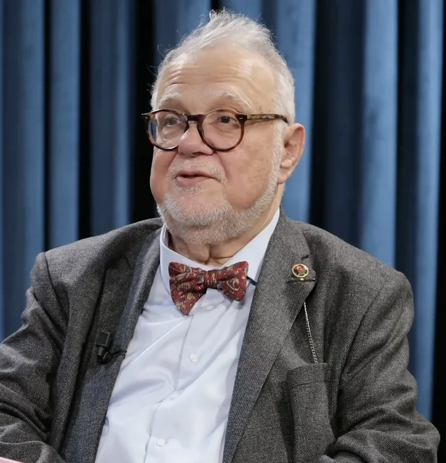 Türkiyəli professor Celal Şengörün son halı hamını təəccübləndirdi - FOTO