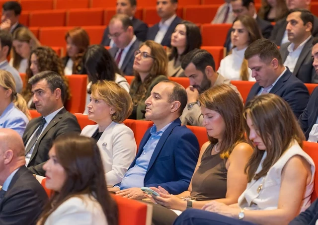 "PAŞA Holding" və SOCAR-ın dəstəyi ilə IE Universitetinin "AZEMBA" təhsil proqramının açılışı keçirilib