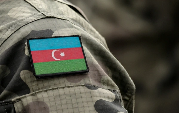 Hərbi xidmətdən möhlət alan şəxslərin bəzi hallarda ölkədən çıxışına məhdudiyyət qoyula bilər