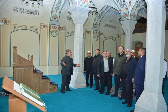 Din xadimləri Qarabağ və Şərqi Zəngəzurdakı tarixi-dini abidələri ziyarət ediblər