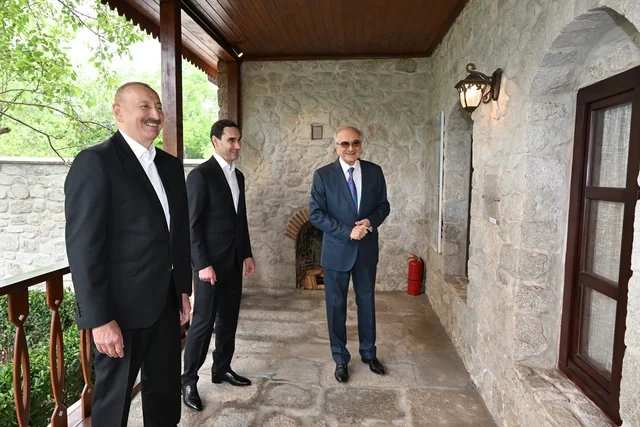 İlham Əliyev və Sərdar Berdiməhəmmədov Şuşada Bülbülün ev-muzeyində olublar - FOTO