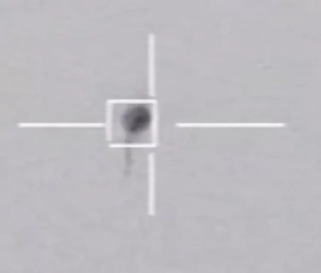 KİV: ABŞ 500 min dollarlıq raketlə hava şarı vurub - FOTO - VİDEO