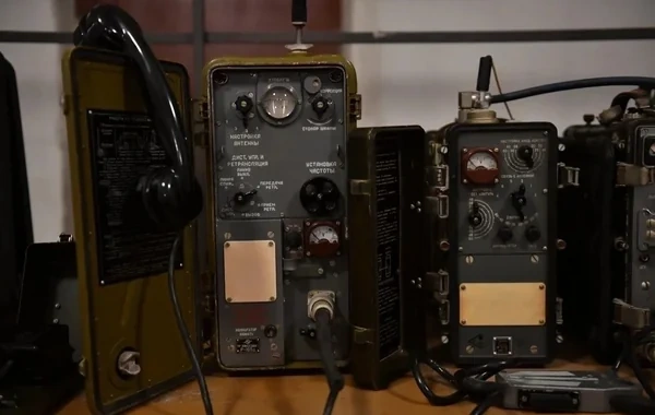 ABŞ kəşfiyyatı direktorunun Moskvaya səfəri: "Qiyamət günü" radiostansiyası dayanmadan 13 qəribə mesaj ötürdü