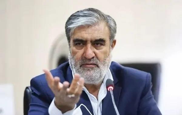İran "Fransanın xəyanətləri"ni xatırlatdı