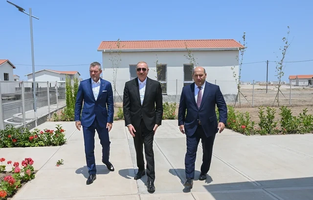 Azərbaycan və Slovakiya prezidentləri Ağdamın Baş Qərvənd kəndində görülən işlərlə tanış olublar - FOTO - VİDEO