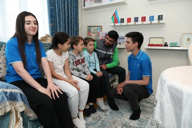 "PAŞA Holding" Qurban Bayramı münasibətilə şəhid övladlarına bayram sovqatları çatdırır
