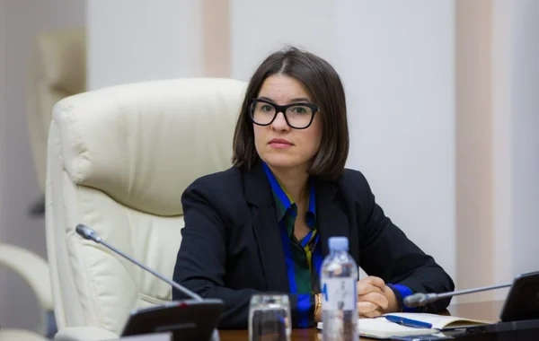 Moldova prezidentinin qohumuna qarşı cinayət işi qaldırıldı