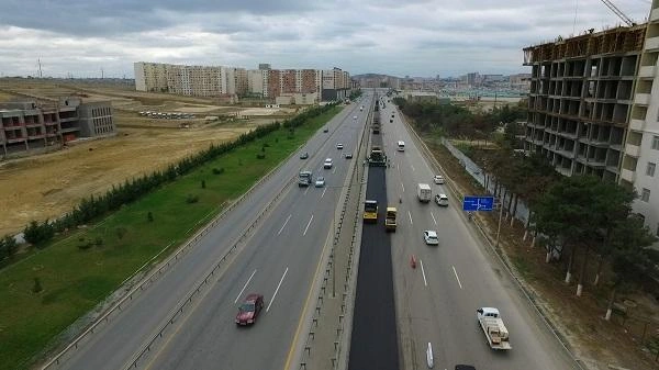 Bakı-Quba yolunda maşın aşdı: ölən var