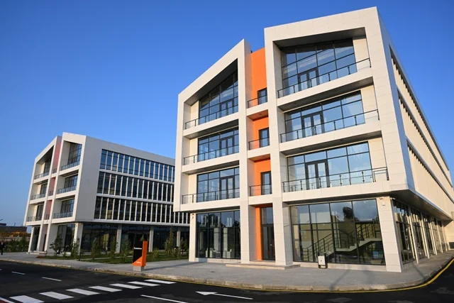 Prezident İlham Əliyev "SABAH.city" innovasiya şəhərciyinin birinci mərhələsinin açılışında iştirak edib