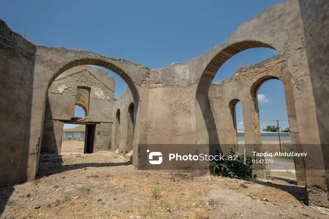 Neftçalada yerləşən qədim xristian məbədi: Tarixi abidənin bugünkü mənzərəsi - FOTOREPORTAJ