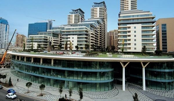 "Port Baku"da güclü yanğın oldu - Video
