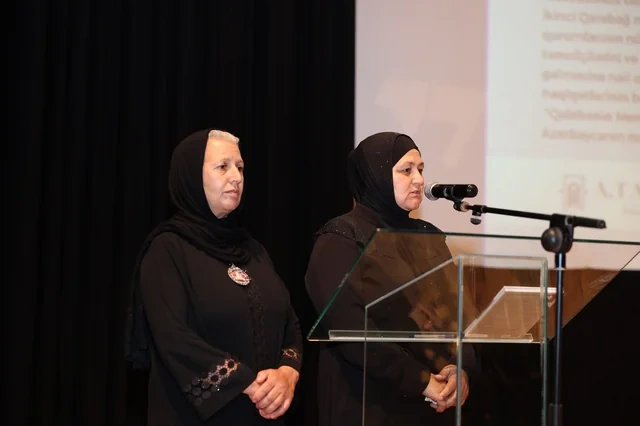 Yazıçı-publisist Aydın Tağıyevin kitabının təqdimatı olub - FOTO