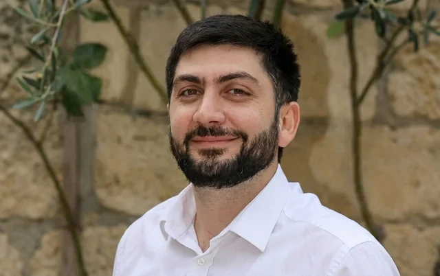 Təbrizin ölümündə təqsirləndirilən şəxs məhkəməyə gec gəldi, HƏBS OLUNDU - FOTO