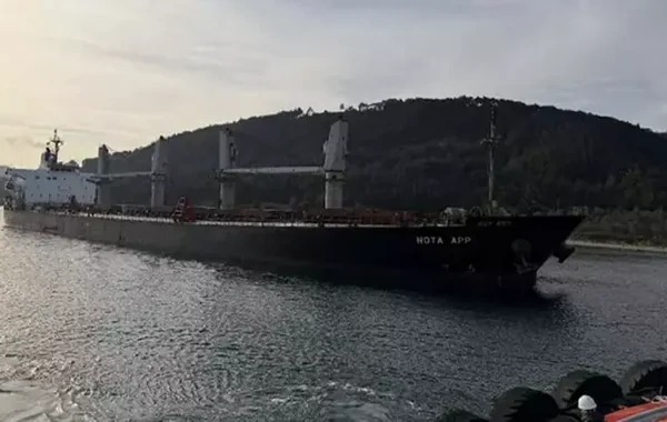 Dardanel boğazı müvəqqəti bağlandı