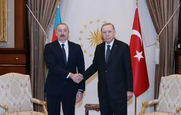 AKP sözçüsü: "Rəcəb Tayyib Ərdoğan və İlham Əliyev arasında həqiqi qardaşlıq münasibətləri var"