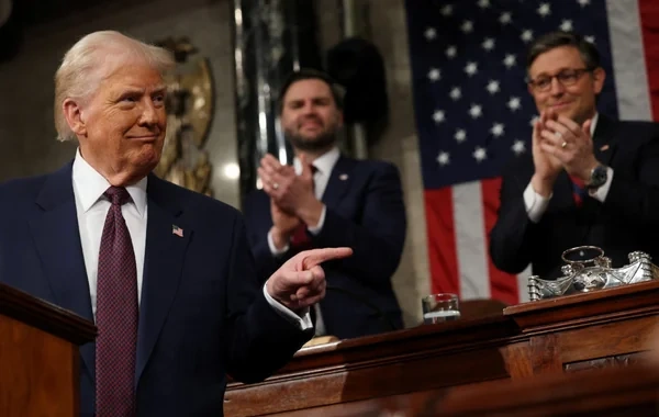 Donald Tramp impiçmentlərin ləğv edilməsinə çalışır