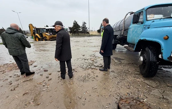 Şəhərin kommunal xidmətləri gücləndirilmiş iş rejimində fəaliyyət göstərir - FOTO