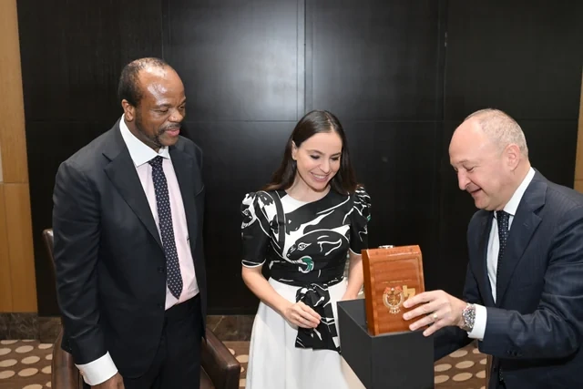Leyla Əliyeva Esvatini Kralı III Msvatini ilə görüşüb