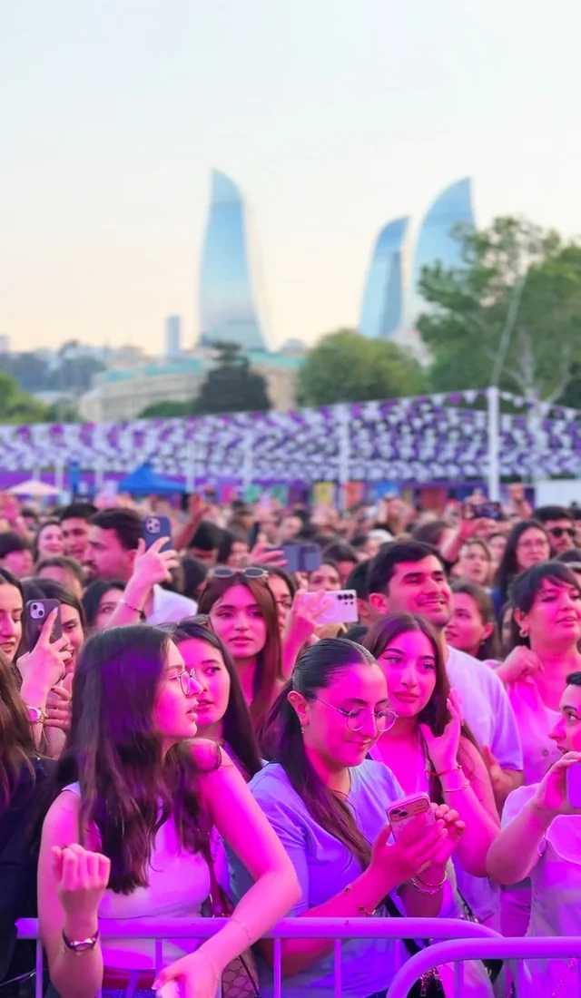 "Olifest" Bakını gözəllik, musiqi və hədiyyə meydanına çevirdi