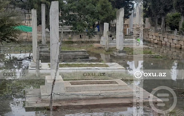 Göyçayın Potu kənd qəbiristanlığını su basıb - VİDEO