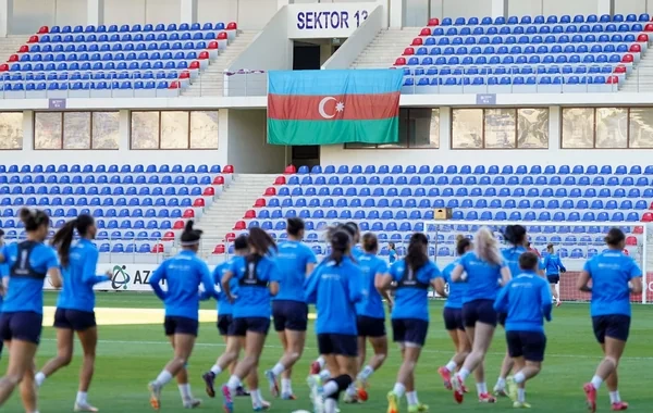 Dünya çempionatına doğru: Qadın millimiz Macarıstan səddini keçməyə çalışacaq