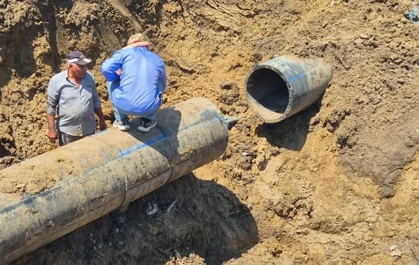 Kürdəmirdə su borusu partladı: Altı kənd susuz qaldı