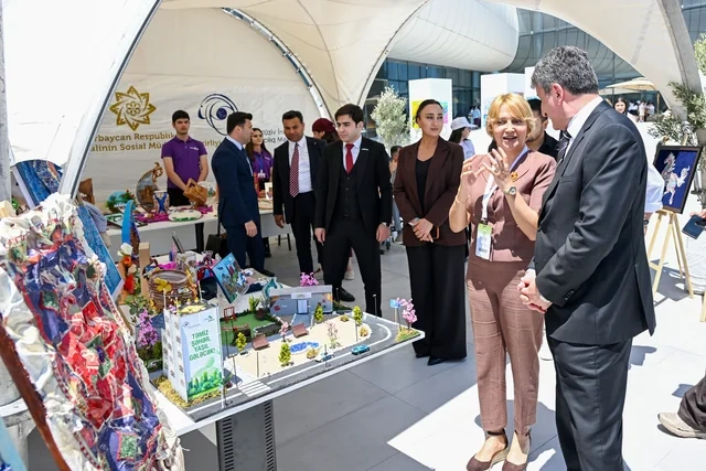 Ümumdünya Ətraf Mühit Günündə "Global Media Group"un dəstək verdiyi layihələrin təqdimatı olub - FOTO