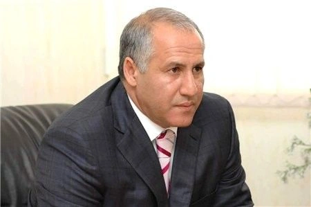 Sabiq nazirin yarım milyonluq daha bir borcu üzə çıxdı