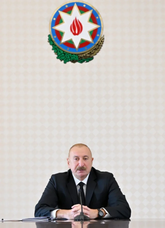 Prezident İlham Əliyev müşavirə keçirdi