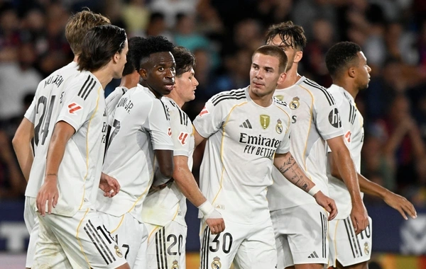 "Real Madrid" yarımmüdafiəçisi barədə qərar verdi