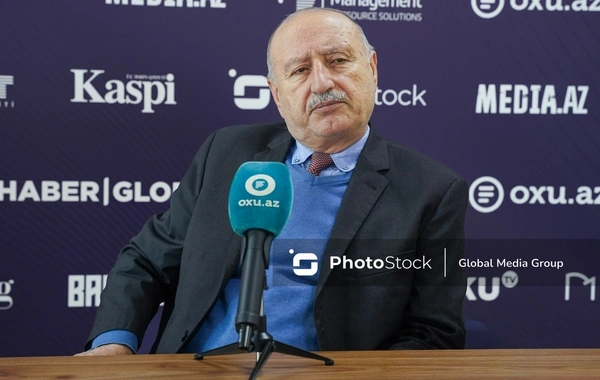 Boran Əziz: "Qorxunun bir hissəsi sovet qoşunları meydanda etirazçıları mühasirəyə alanda aradan qalxmışdı"