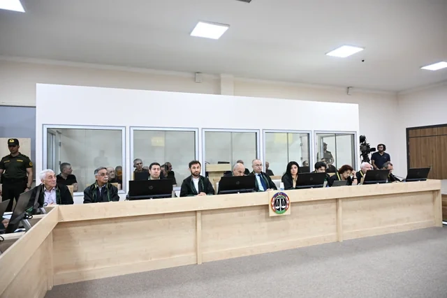Ermənistan vətəndaşlarının şikayətləri üzrə apellyasiya məhkəməsində təqsirləndirilən şəxslərin vəsatətlərinə baxılıb - FOTO