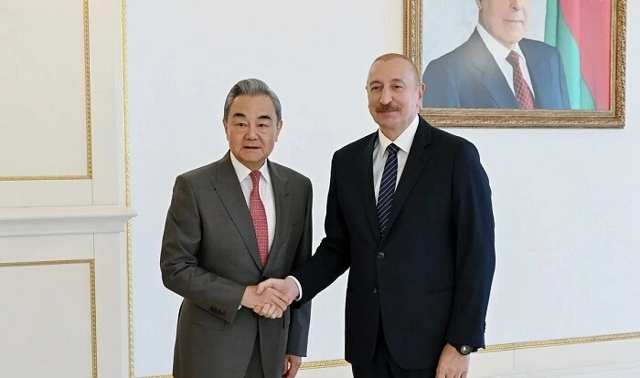 İlham Əliyev Çinin XİN rəhbəri ilə görüşdü