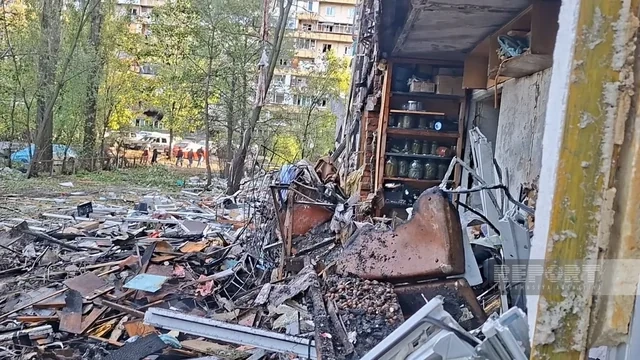 Kiyevə zərbələr nəticəsində azərbaycanlı ailənin mənzili dağıldı - Foto