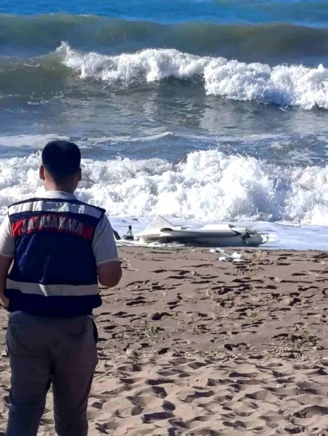 Türkiyədə çimərlikdə pilotsuz uçuş aparatı aşkarlanıb