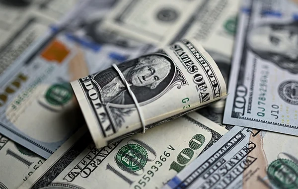 ABŞ İraqa dollar tədarükünü bərpa etdi